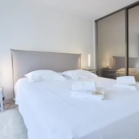 Apartment Prestigious With Terrace And Pool *