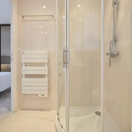 Apartment Prestigious With Terrace And Pool *