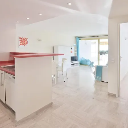Apartment Prestigious With Terrace And Pool *