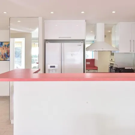 Prestigious With Terrace And Pool Cannes