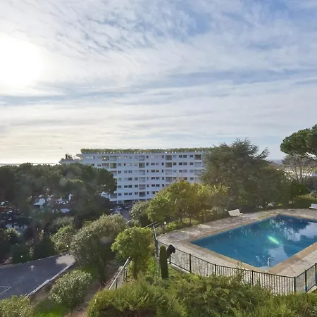 Prestigious With Terrace And Pool Cannes